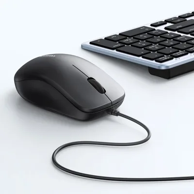 UGREEN USB Wired Computer Mouse with Ergonomic Design
